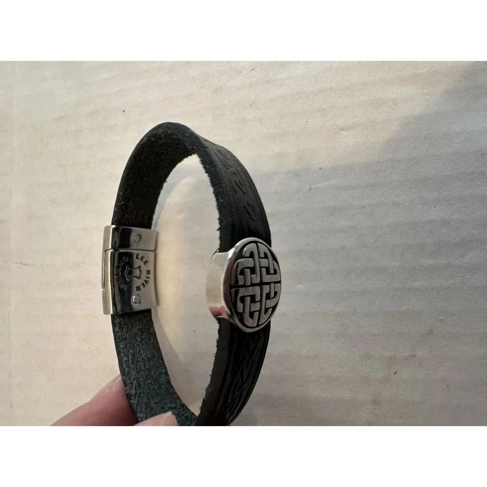 Lee River Ireland Leather Eternal Knot Single Magnetic Cuff Black & Silver Men's
